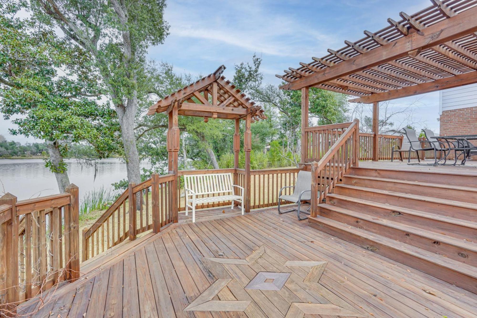 Lakefront Panama City Studio With Hot Tub Access Kültér fotó