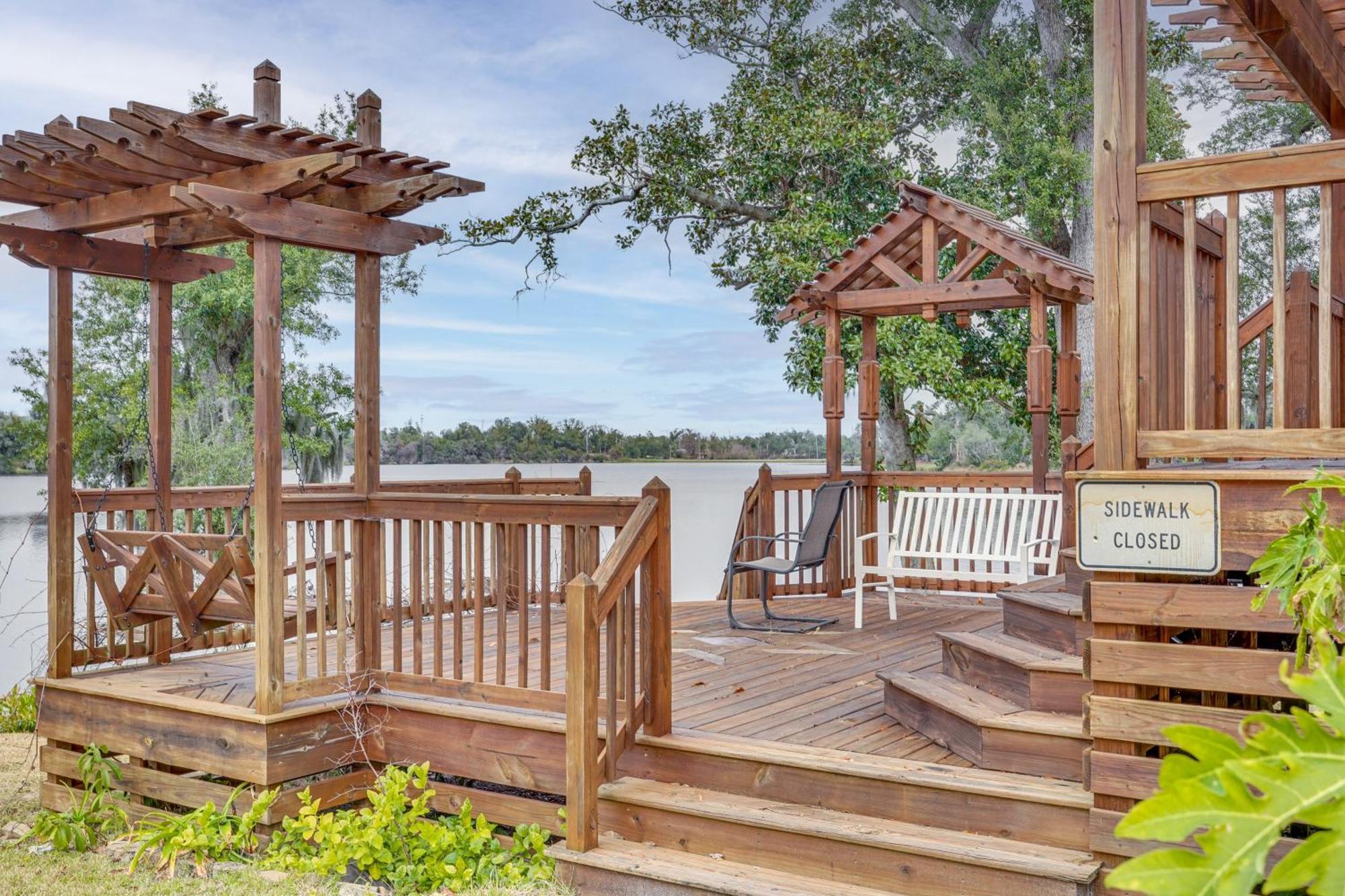 Lakefront Panama City Studio With Hot Tub Access Kültér fotó